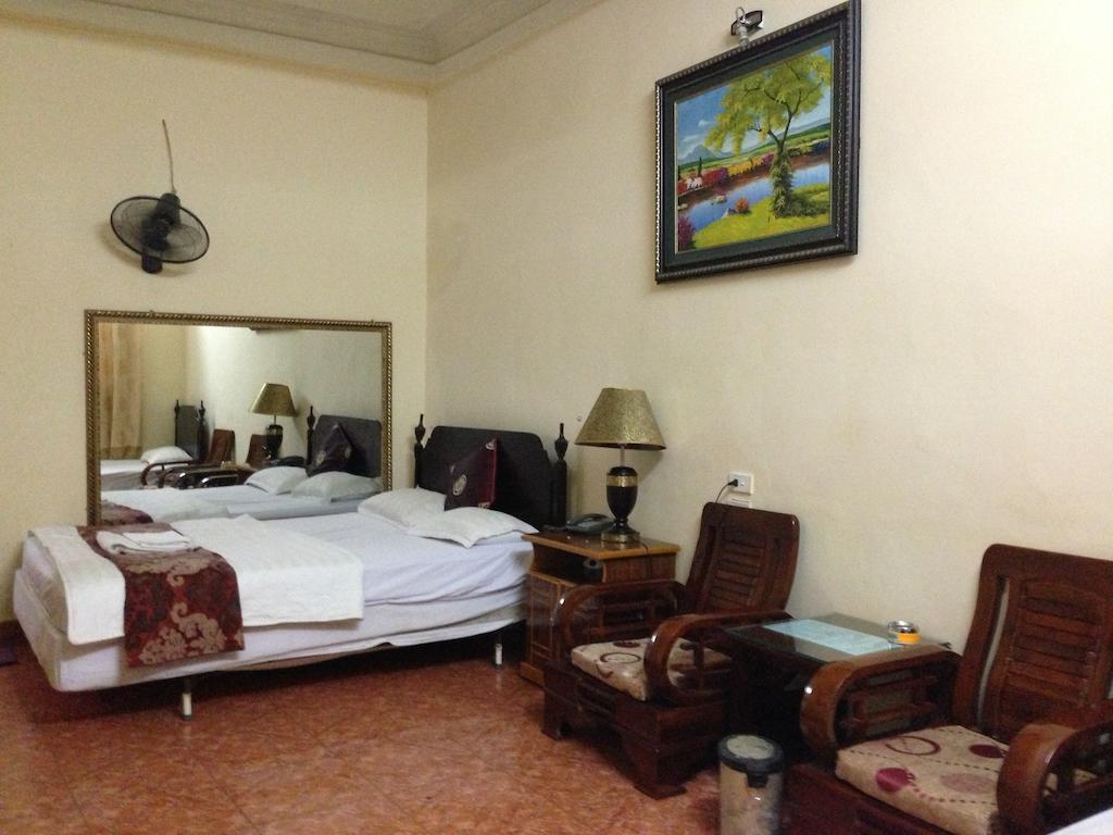 Hoang Gia Hotel Hanoi Exterior photo